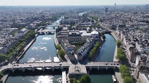 Neuf Bridge At Paris In Ile De France France. Stock-Footage 342212886