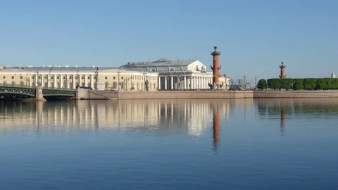 Neva river and Old Exchange building on the Spit of Vasilievsky Island Stock Footage 83775757