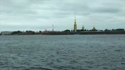 Neva River with passing excursion boats on a rainy autumn day. Stock Footage 340878340