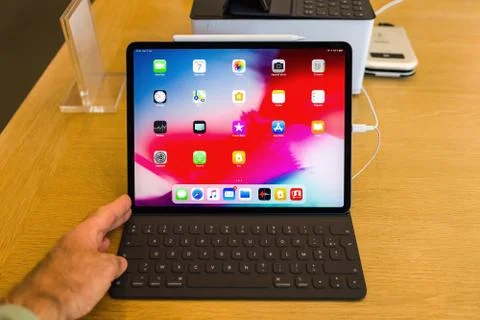 New Apple Computers iPad Pro tablet with all home apps Stock Photos
