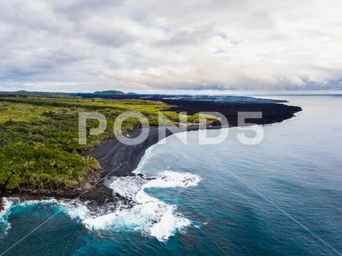 New Beach at Isaac Hale Park, Puna, Big Island, Hawaii Stock Photo ...