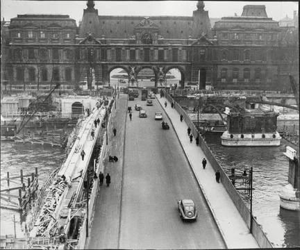 A New Bridge Open To Help The Paris Traffic. 写真素材