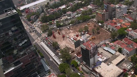 The new building in the city Vídeo Stock 74721092