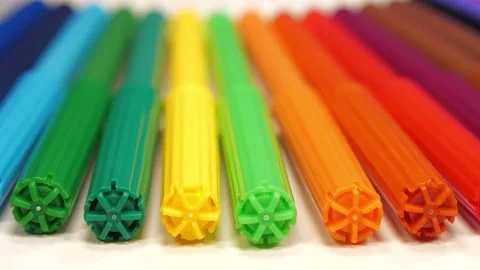 New colored plastic felt-tip pens Video stock 310251075