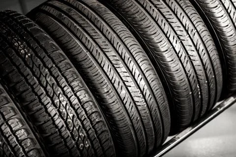New Compact Vehicles Tires Stack Stockfoto's