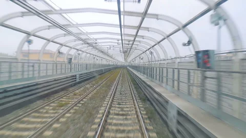 New High-speed rail Stock-Footage 98380170