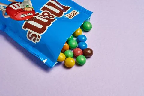 New MMs crispy Stock Photos