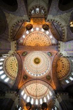 New Mosque Interior Ceiling 스톡 사진