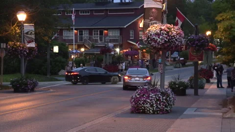 New normal  COVID small town main street Canada with people and face masks Vídeo Stock 157591883