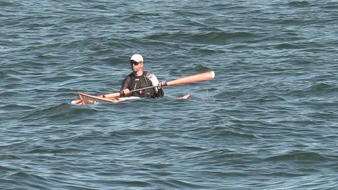 New normal post COVID with crowds of tourists and people in Toronto city Vídeos de archivo 158941673