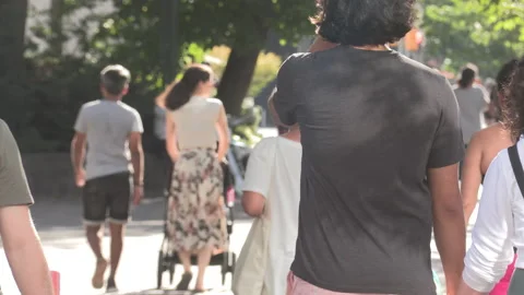 New normal post COVID with crowds of tourists and people in Toronto city Vídeo Stock 159110845