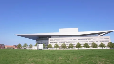 The new operahouse in Copenhagen Stock Footage 99529086
