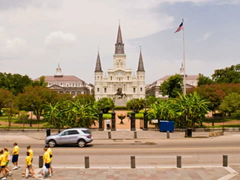 New Orleans Time-lapse Jackson Square Saint Louis Cathedral – 320x240 Vidéo 5794015