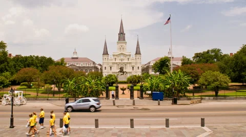 New Orleans Time-lapse Jackson Square Saint Louis Cathedral – HD 스톡 동영상 5804190