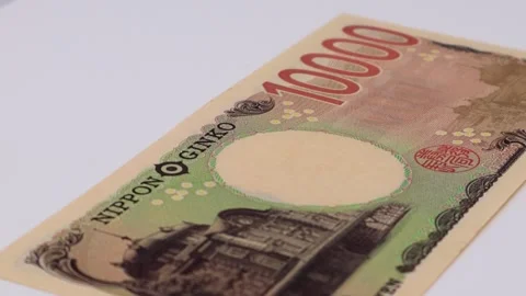 The new rotating 10,000 yen bill Stock Footage 326079331