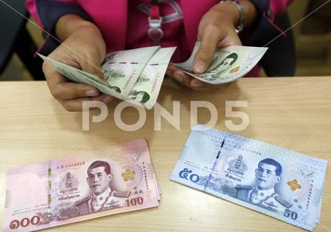 New Thai Baht notes featuring portrait of Thai King Maha Vajiralongkorn ...