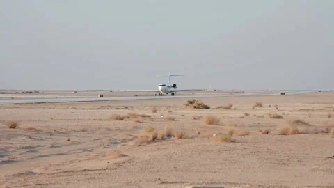 New U.S. Air Force E-11A BACN aircraft taxiing at Prince Sultan Air Base, Saudi Vídeos de archivo 228947301