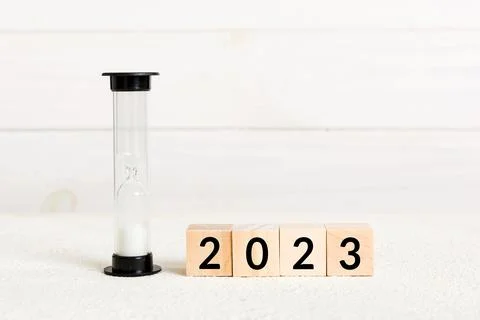 New Year 2023 sand timer. Resolution, time, plan, goal, motivation, reboot,.. Foto stock