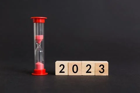 New Year 2023 sand timer. Resolution, time, plan, goal, motivation, reboot,.. Foto stock