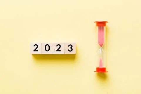 New Year 2023 sand timer. Resolution, time, plan, goal, motivation, reboot,.. Foto stock
