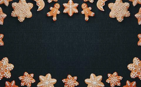 New Year Design Template with Gingerbread Cookies as a Frame and Place for Te Foto stock