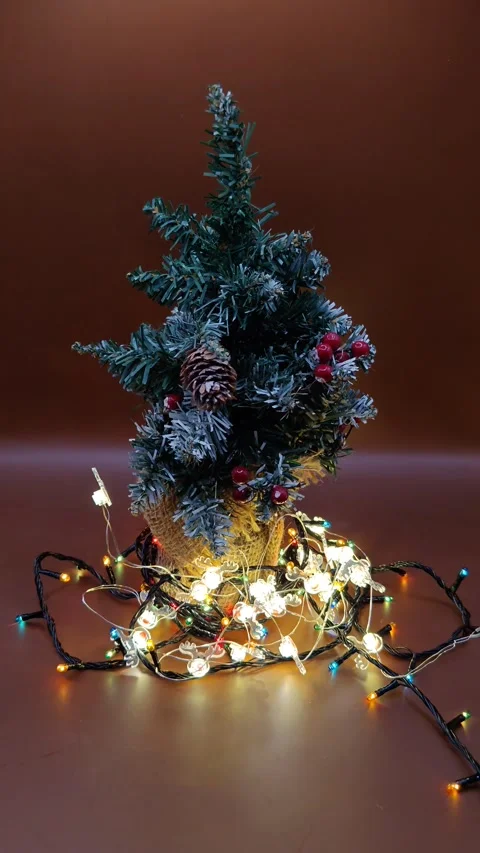 New Year's lights and tree beautiful colorful decor 스톡 동영상 322676869