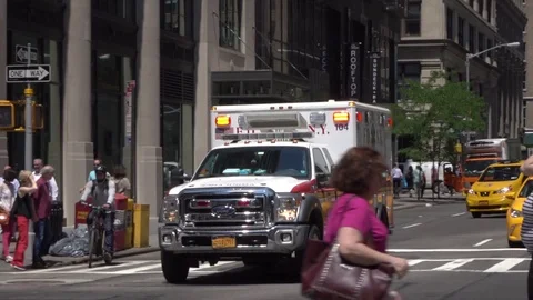 New York ambulance, Manhattan Stock Footage