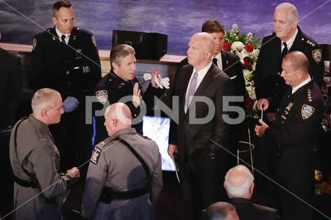 Photograph: New York City Police Officer Miosotis Familia Funeral, USA ...