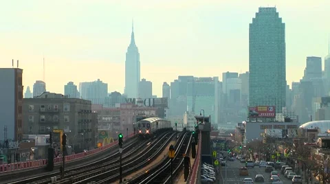 New York City Skyline With 7 Train Passing Stock Footage