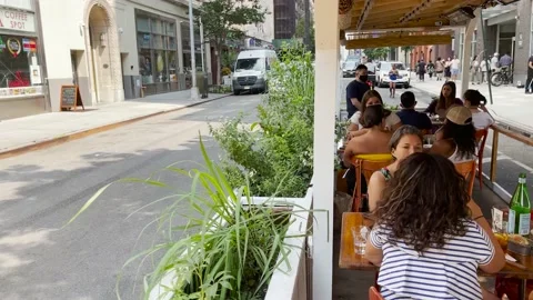 New York outside dining Stock Footage 158130398
