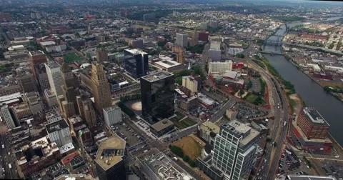Newark Downtown Blocks Along the Passaic Riverfront Vídeo Stock 63064516