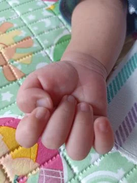 Newborn baby's hand. Close-up view Foto stock
