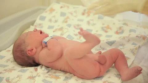 Newborn boy crying Stock Footage 49025114