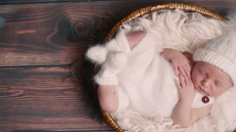 Newborn sleeping boy. Stock-Footage 151919709