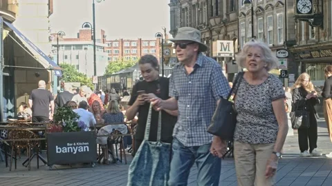 Newcastle City centre, Eldon Square Stock-Footage 161255555
