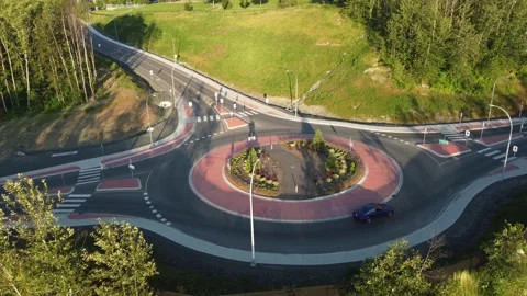 Newly built Teskey rd roundabout in Chilliwack Stock Footage 201039839
