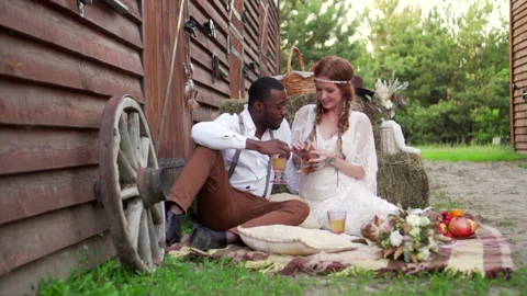 Newlyweds in the style of boho. Video stock 131102309