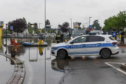 Immagini Stock - Accessori Di Polizia Isolato Su Bianco. Image 16160551