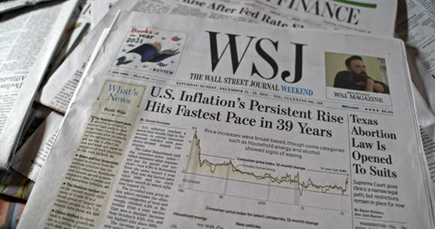 Newspaper Coverage of the Rise in Inflation. Stock Footage 168166292