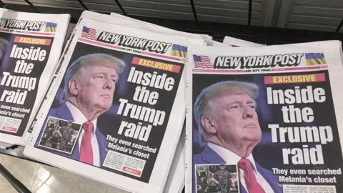 Newspaper Coverage of the Trump FBI raid: Agents seize Mar-a-Lago documents Stock Footage 203918830