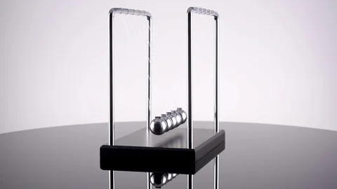 Newton's Cradle Slow Motion 스톡 동영상 95170472
