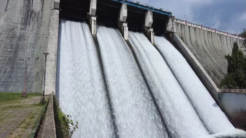 Neyyar dam shutter, gravity dam in Thiruvananthapuram, Kerala Video stock 228000420