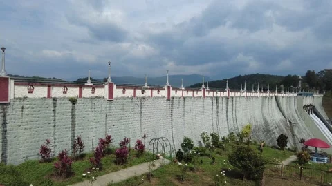 Neyyar dam shutter, gravity dam in Thiruvananthapuram, Kerala Stock Footage 228000935
