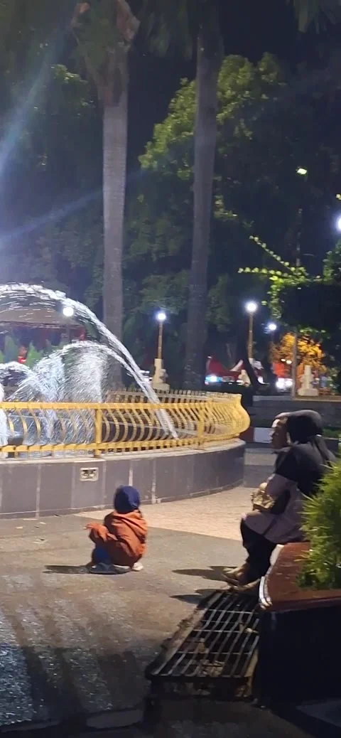 Nganjuk district square Vidéo 242635576