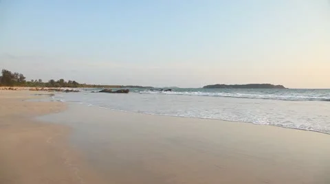Ngapali beach sunset, Myanmar 库存影片 11133344