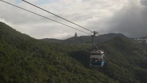 Ngong Ping 360, Cable Car Ride, Lantau, Hong Kong, foggy day Video stock 233009840