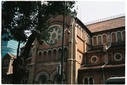 Nhà thờ Đức Bà - Duc Ba Notre Dame - Film Photo Fotos Stock