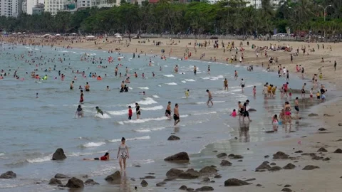 Nha Trang Beach in the evening Stock Footage 337883197