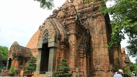 Nha Trang Champa tower Vídeos de archivo 123784170