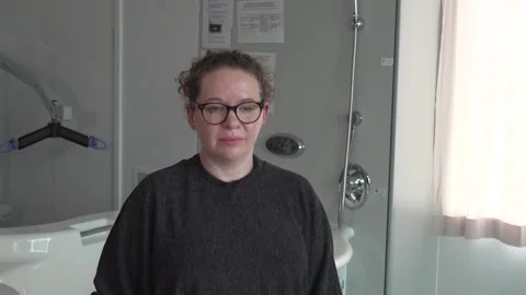 NHS Midwife urges missing Constance Marten to get medical care for baby Vídeos de archivo 233717174